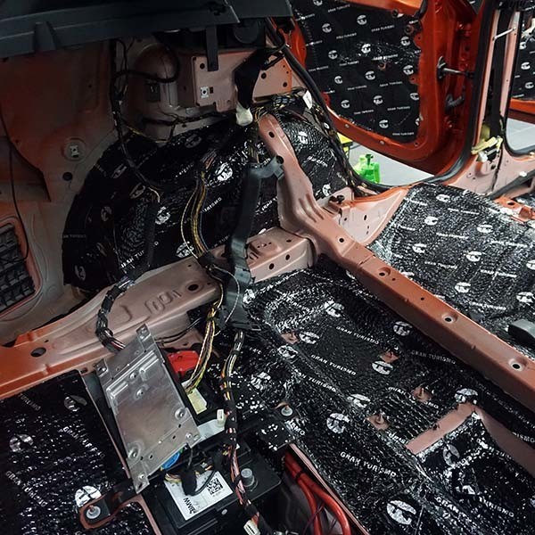 Luxury Car Sound Proofing Mat Mixed Material Custom Automobile Sound Insulation