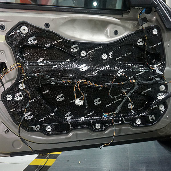 Composite Material Auto Acoustic Pad Chevrolet Silverado Soundproofing Measure